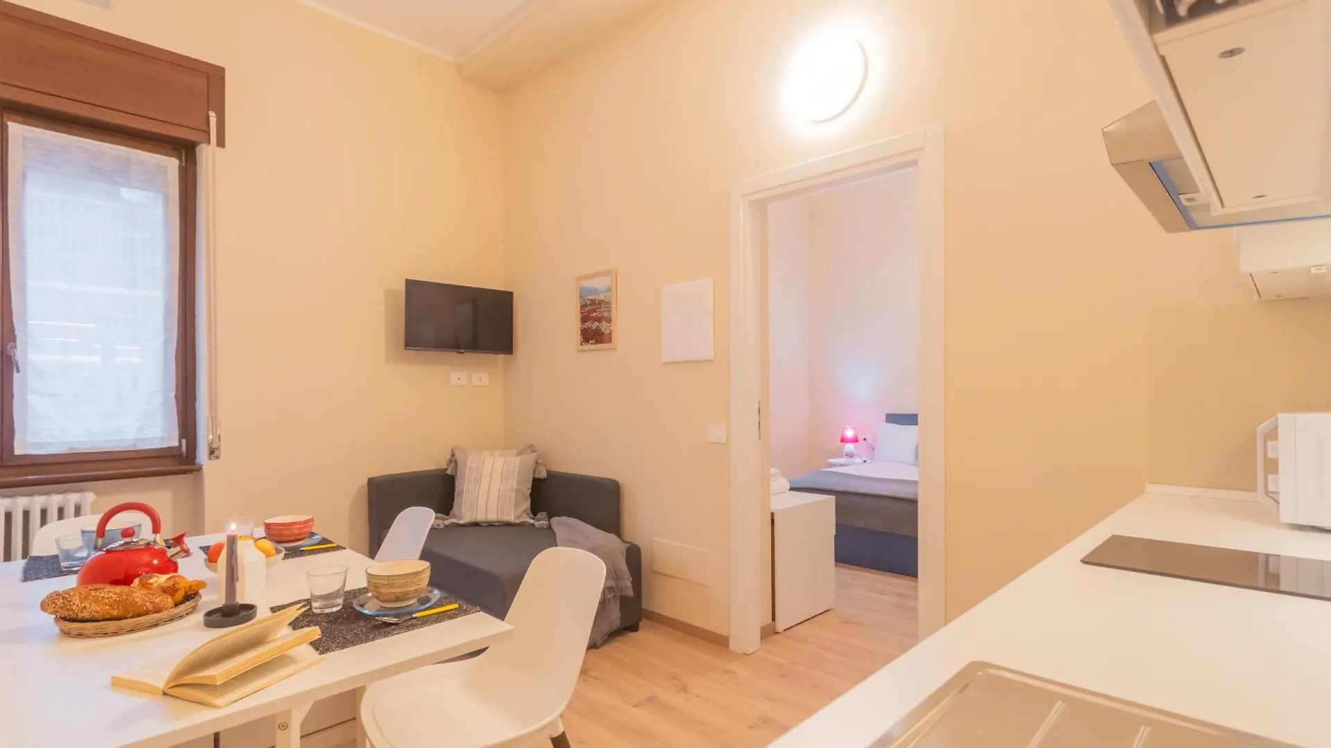 Simar Apartments Nearby Como S G Train Station By Rent All Como