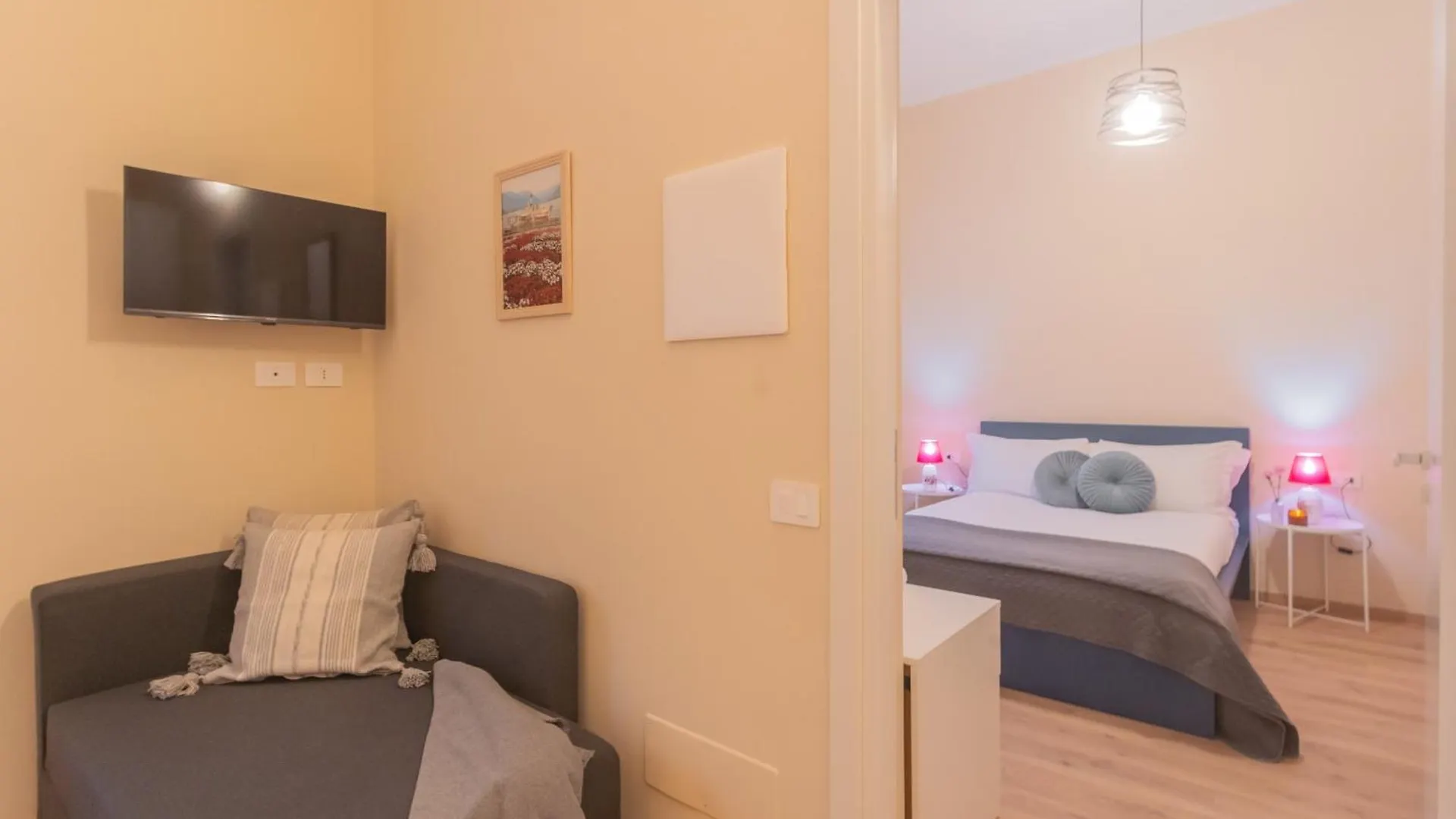 Simar Apartments Nearby Como S G Train Station By Rent All Como