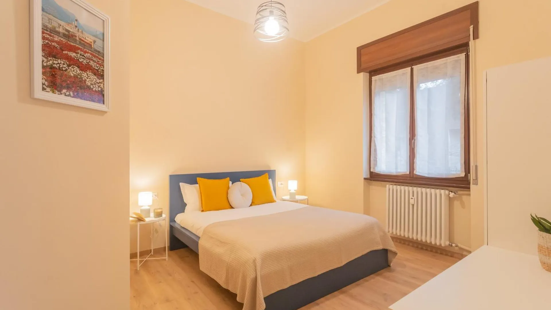 Simar Apartments Nearby Como S G Train Station By Rent All Como Olaszország