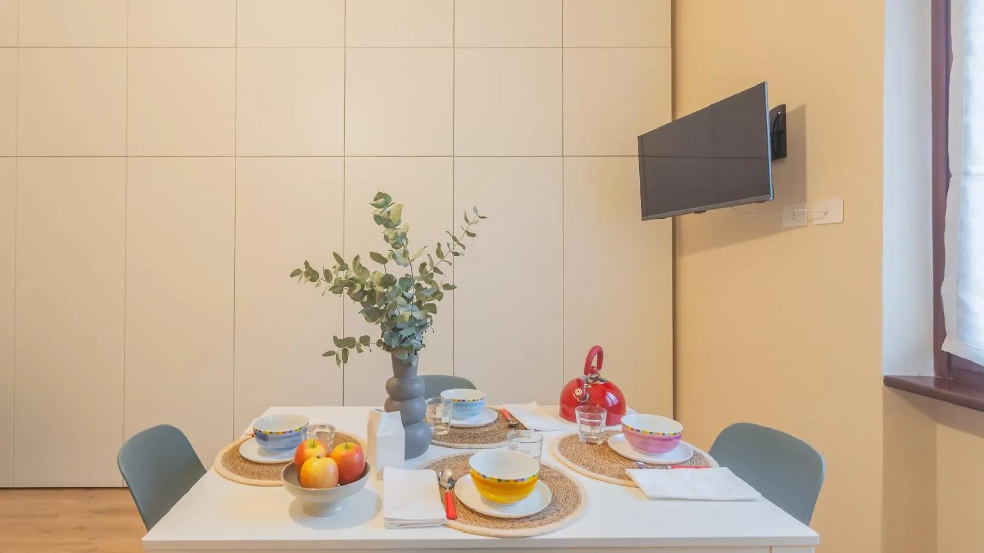 Simar Apartments Nearby Como S G Train Station By Rent All Como Italy