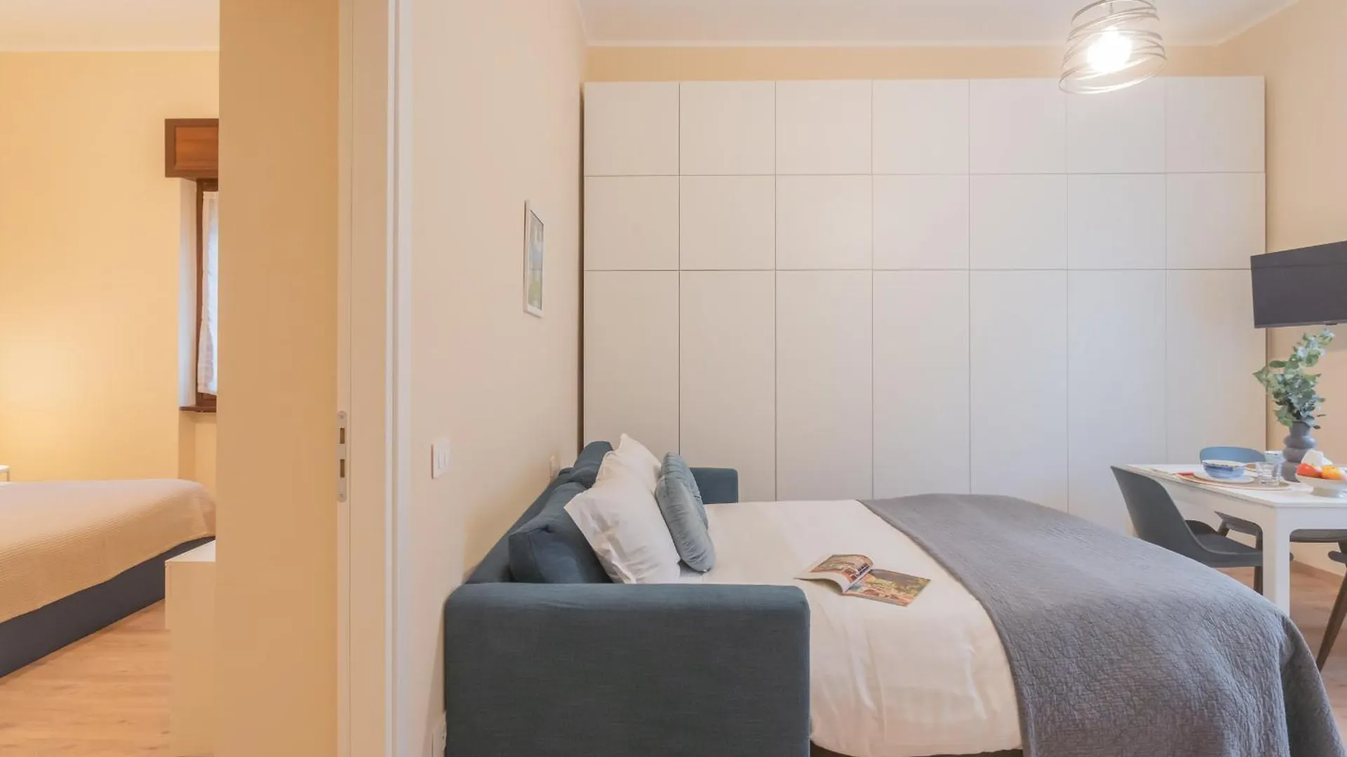 Simar Apartments Nearby Como S G Train Station By Rent All Como